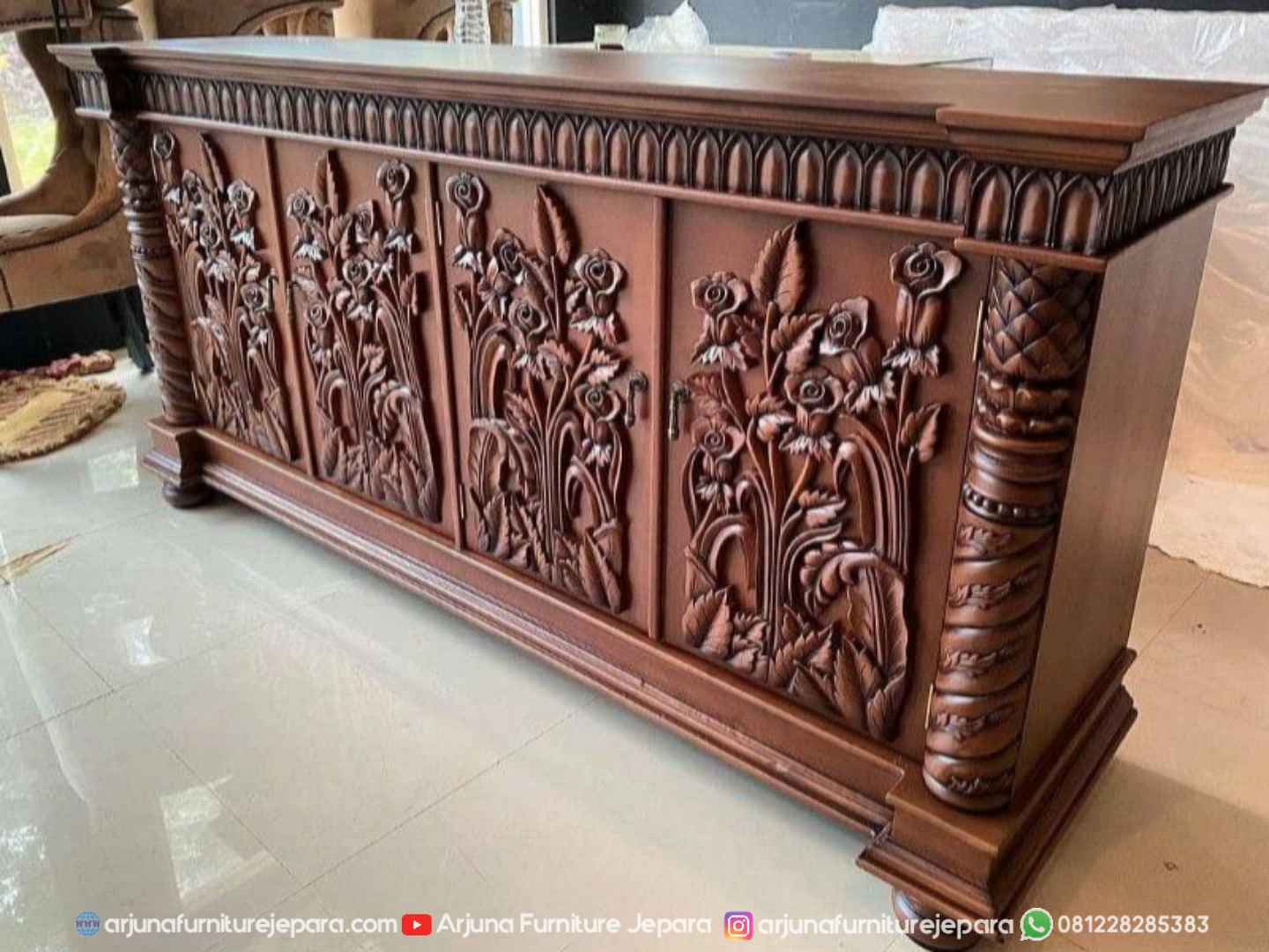 Bufet Meja Tv Minimalis Modern Ukir Taman