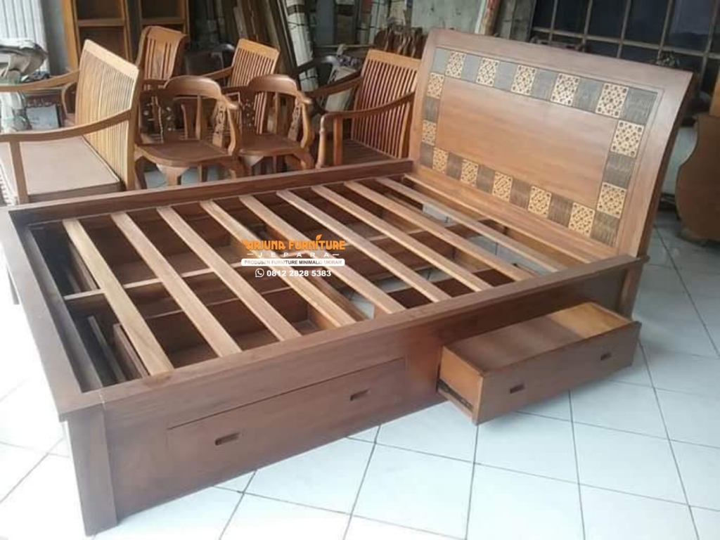 Dipan Laci Minimalis