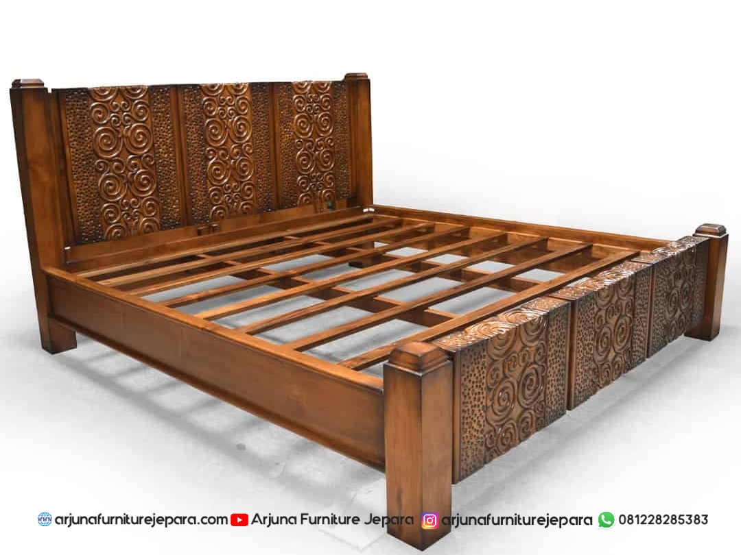 Dipan Tempat Tidur Minimalis Ukir