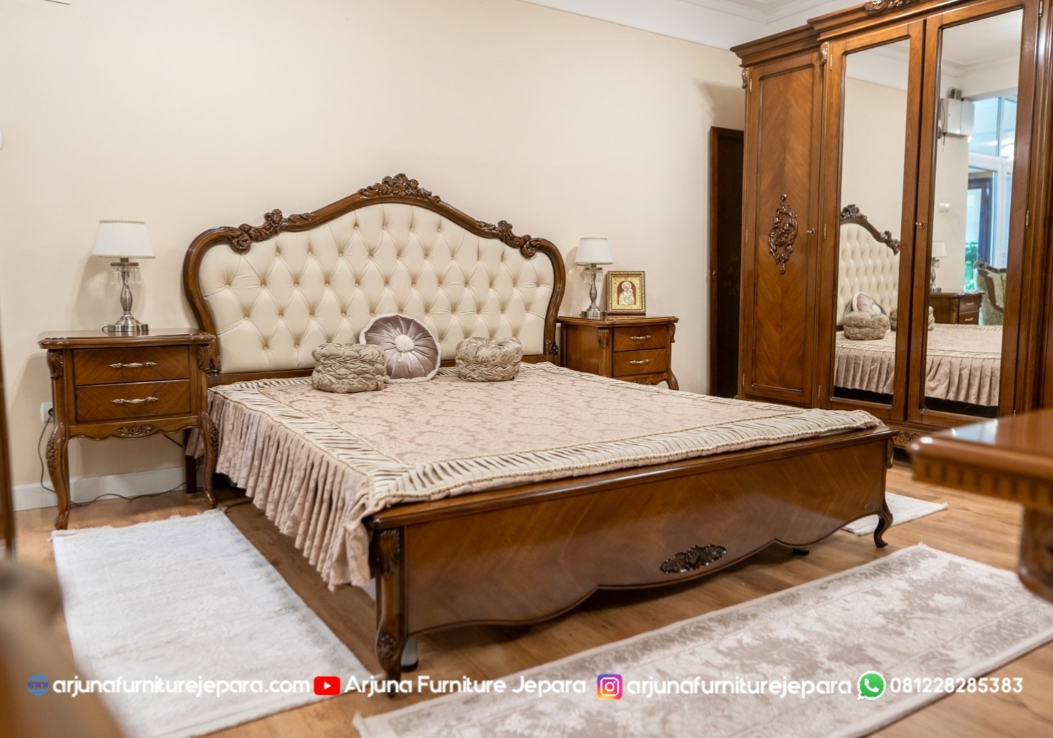 Kamar Set Tempat Tidur Klasik Ukir Jepara