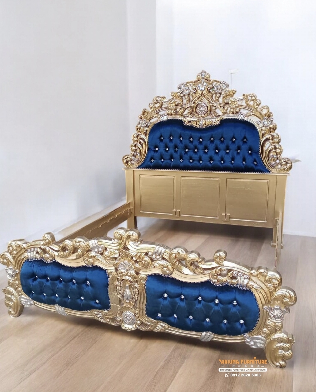 Tempat Tidur Sultan Gold Ukir Mewah