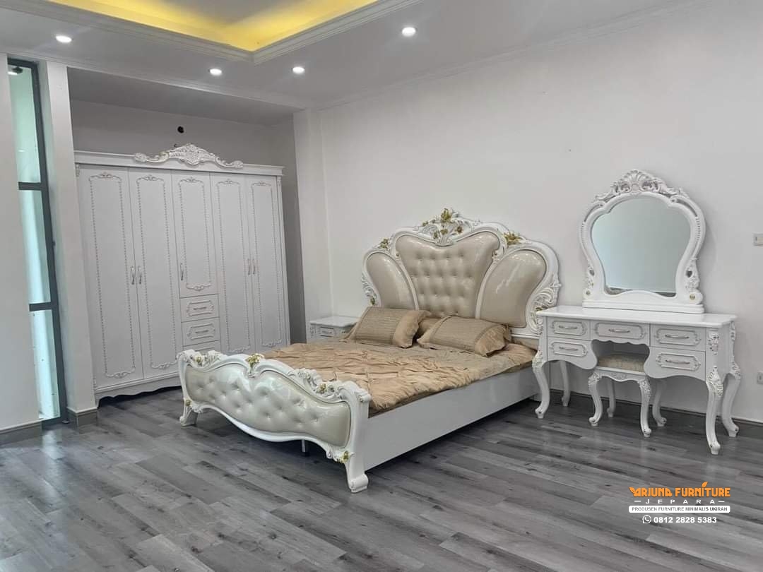 Kamar Set Klasik Duco Ukir Mewah