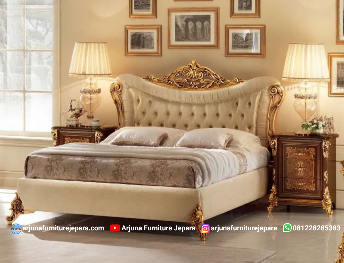 Set Tempat Tidur Carving Classic Ukir Jepara