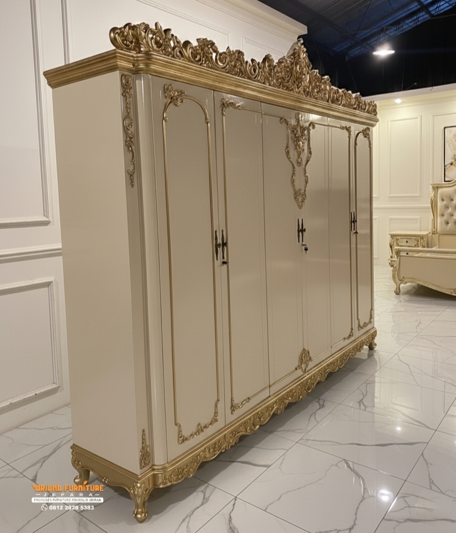Lemari Pakaian Luxury Style Ukir Jepara