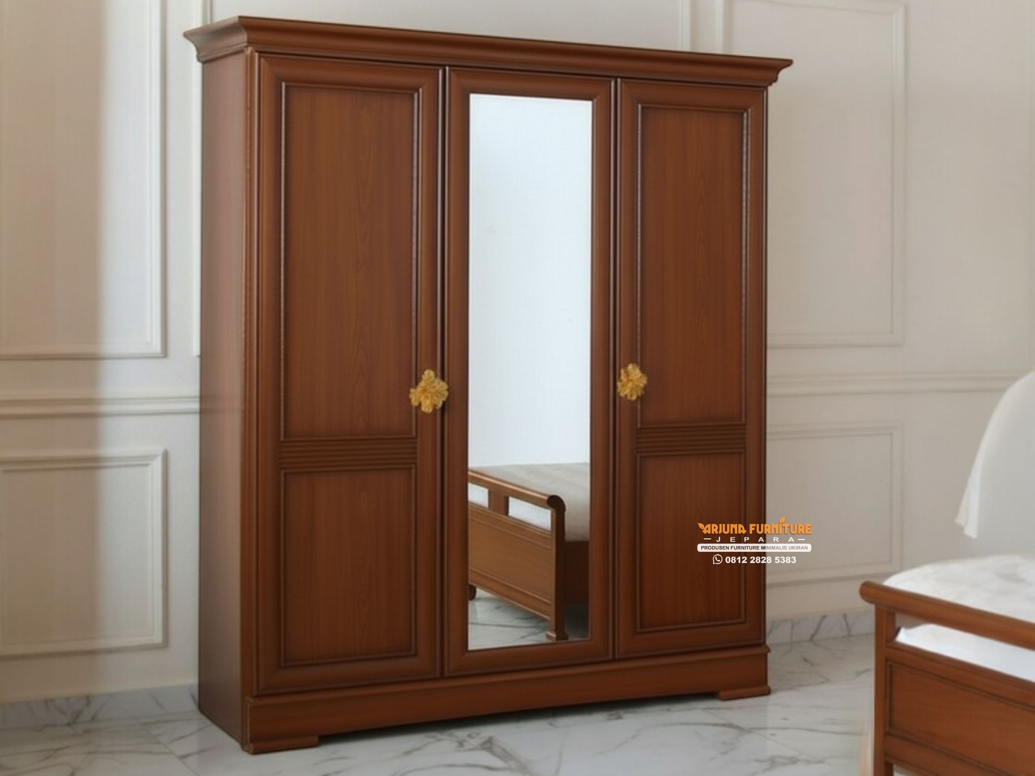 Lemari Pakaian Jati Minimalis Pintu Kaca