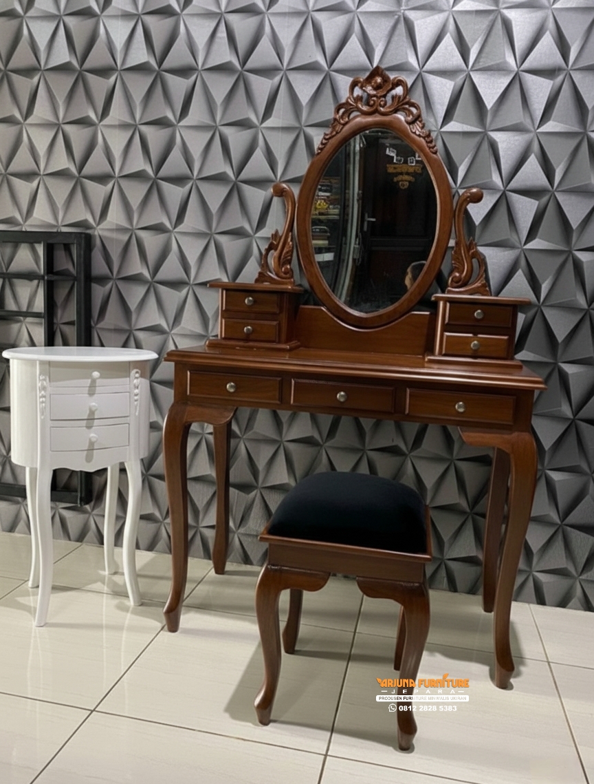 Meja Rias Jati Klasik Ibu Kartini Jepara