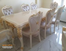 Meja Makan Ukir Klasik Eropa